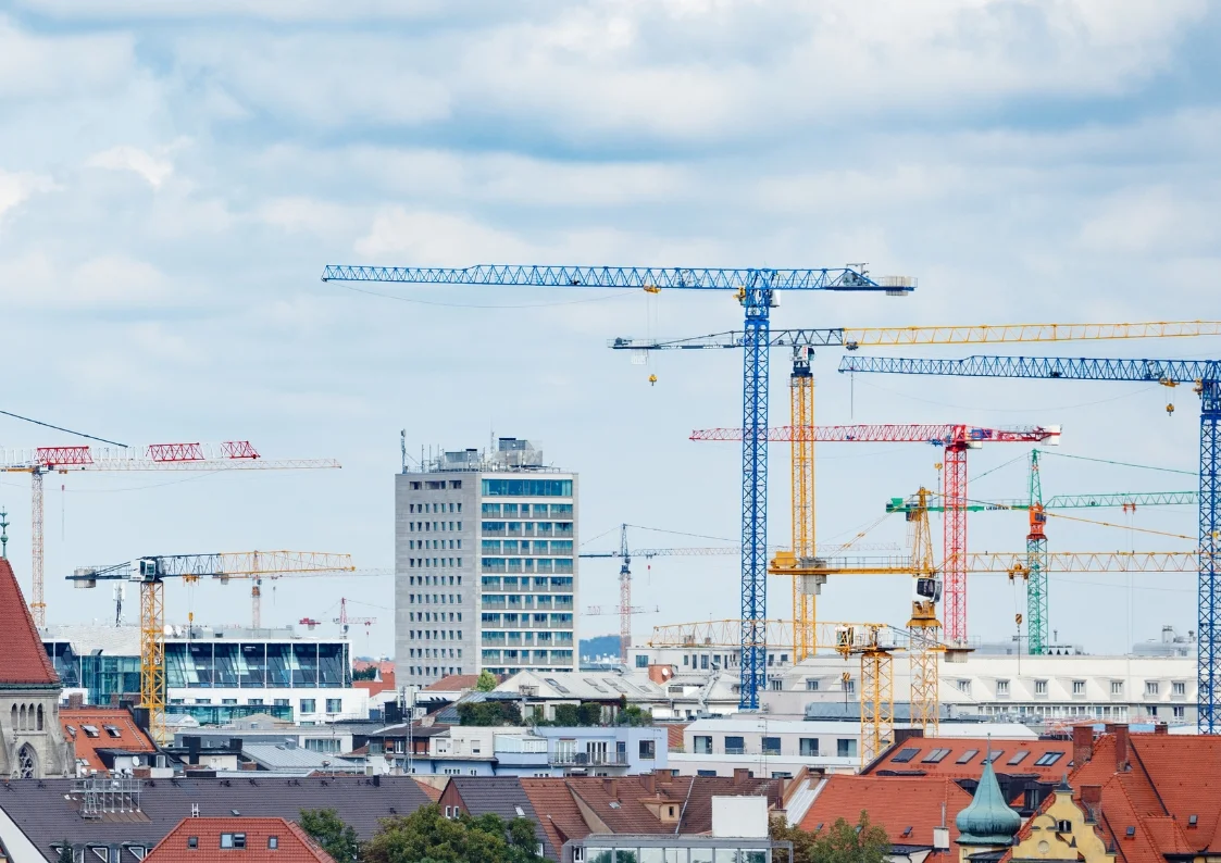 Kontrakty budowlane w Niemczech. Jak nie stracić 15% zarobków na podatkach?